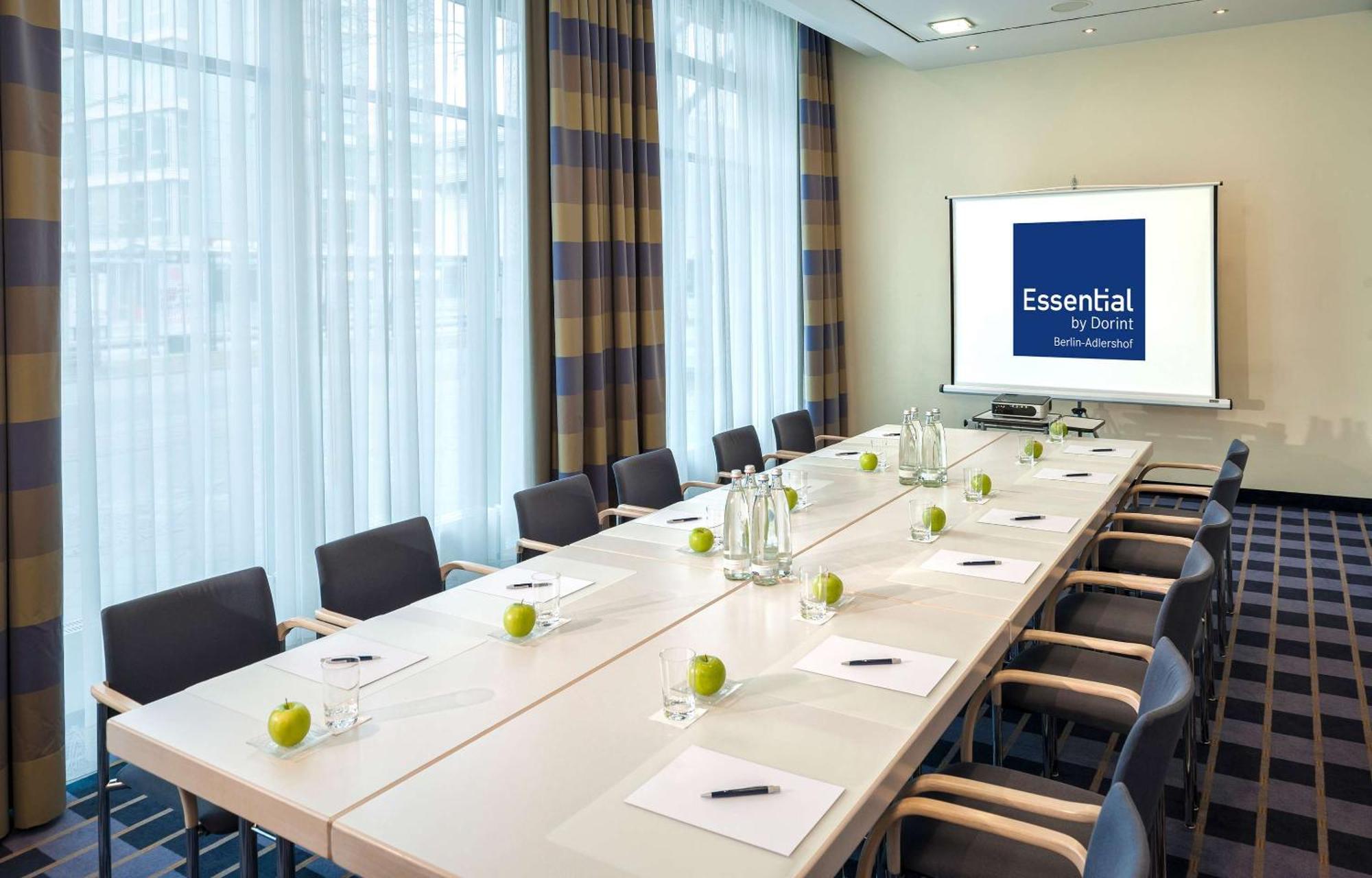 Essential By Dorint Berlin-Adlershof Hotel Exterior foto
