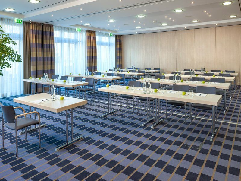 Essential By Dorint Berlin-Adlershof Hotel Exterior foto